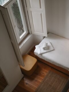 three beds.
and a lot of life in between.
people to meet, plans to make, a city to live in.
triple shared room
from €52/night · minimum 8 nights
save your spot and join our community 🌻